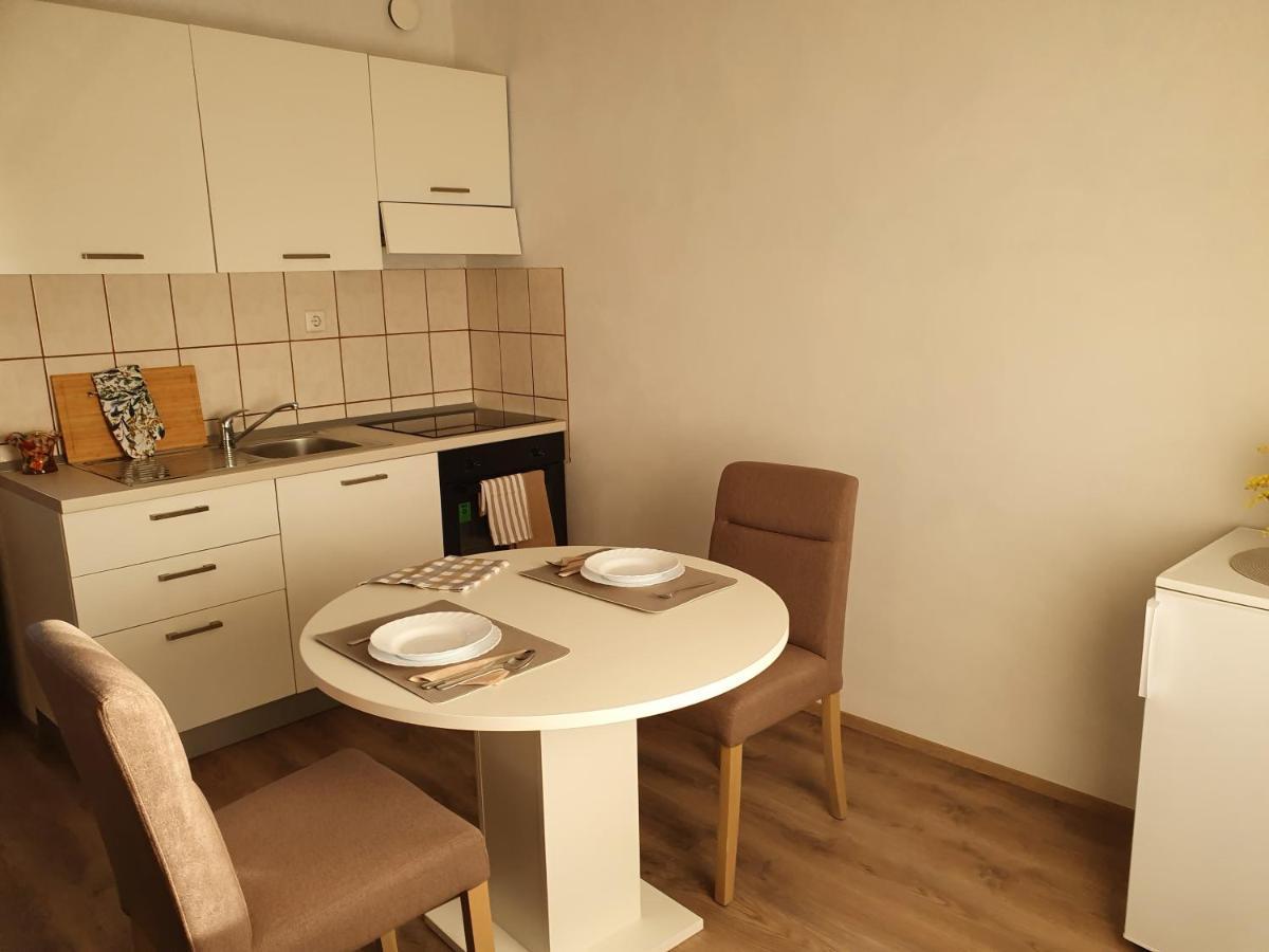 Private Accommodation Kanegra Umag Exterior foto